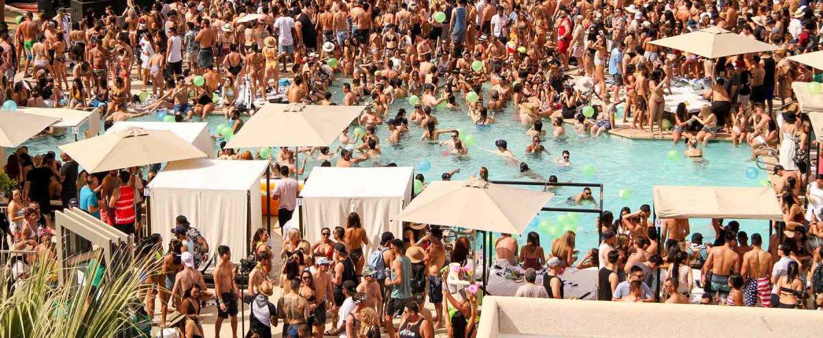 Palm Springs pool parties to crash during Coachella Music & Arts Festival –  Coast to coast TV