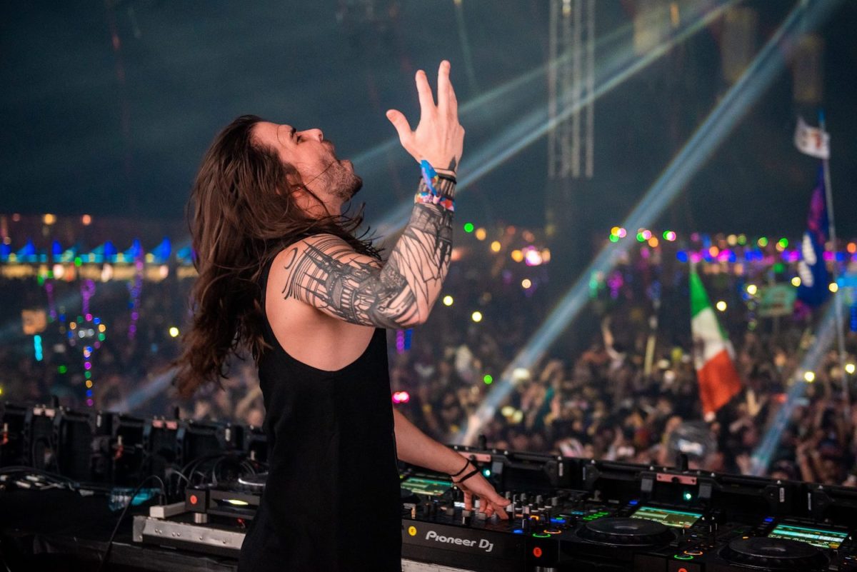 seven lions live visuals seven lions live visuals