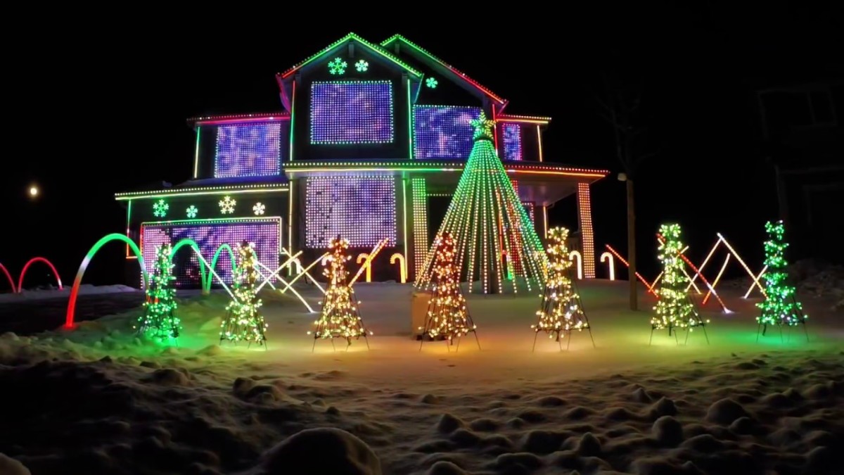 Here are 10 of the Most Outrageous EDM Christmas Light Shows  EDM.com