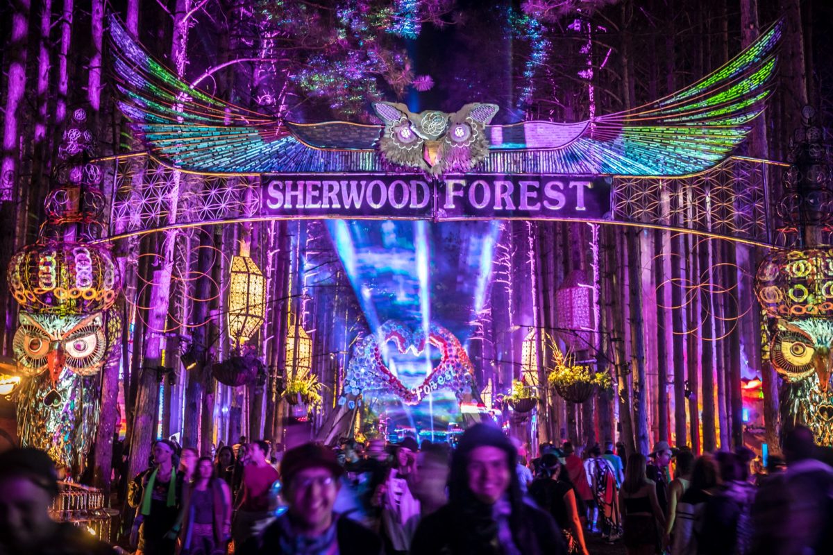 С кем связаны легенды о sherwood forest