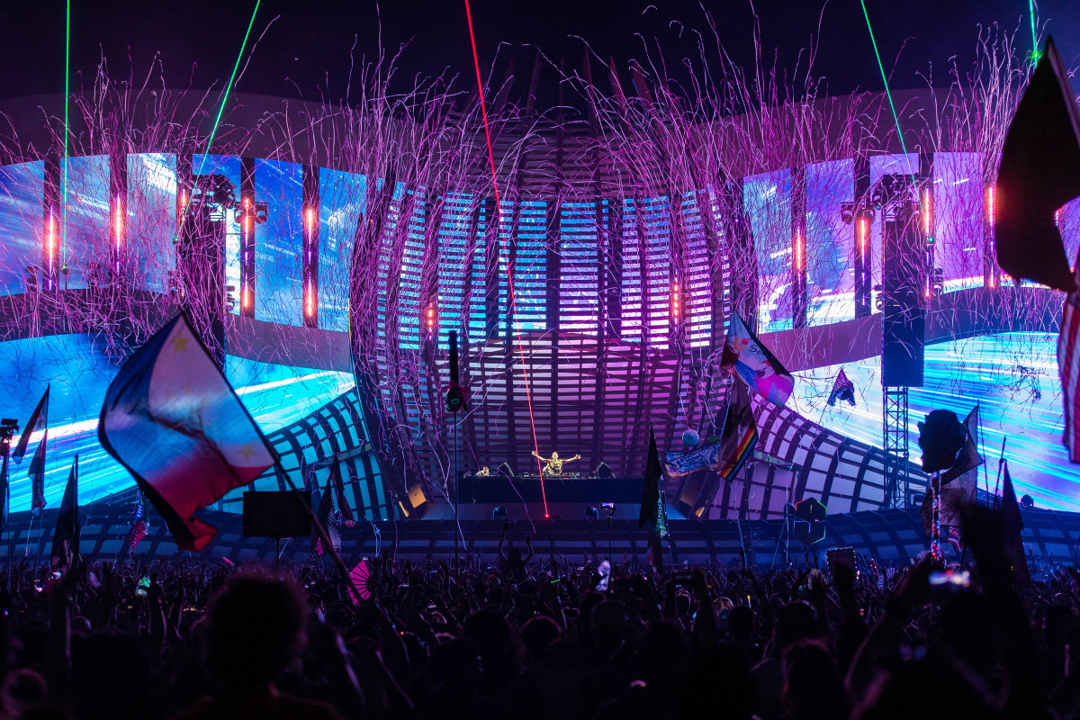 Zedd performs on the cosmicMEADOW stage at EDC Las Vegas 2021.