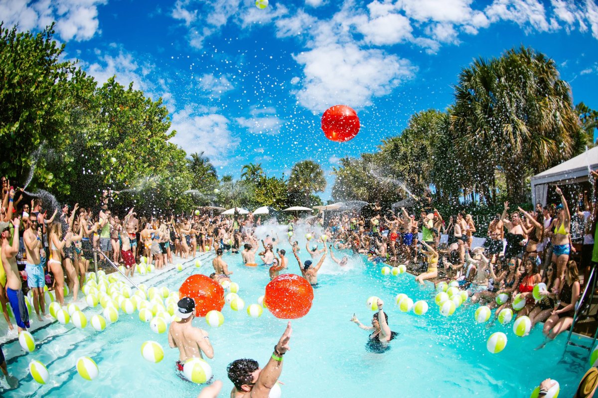 Swim Week Swim Club' Pool Parties