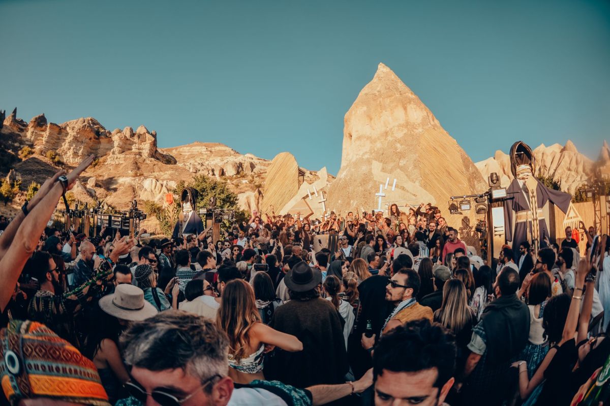 This Electronic Music Festival Has Hot Air Balloon Afterparties, Horseback  Riding and More  - The Latest Electronic Dance Music News, Reviews  & Artists