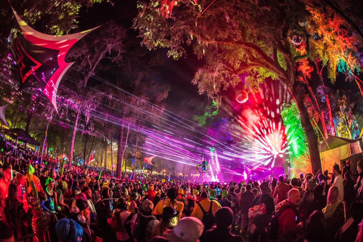 Hulaween Schedule 2022 Skrillex To Headline Suwannee Hulaween 2021: See The Full Lineup - Edm.com  - The Latest Electronic Dance Music News, Reviews & Artists