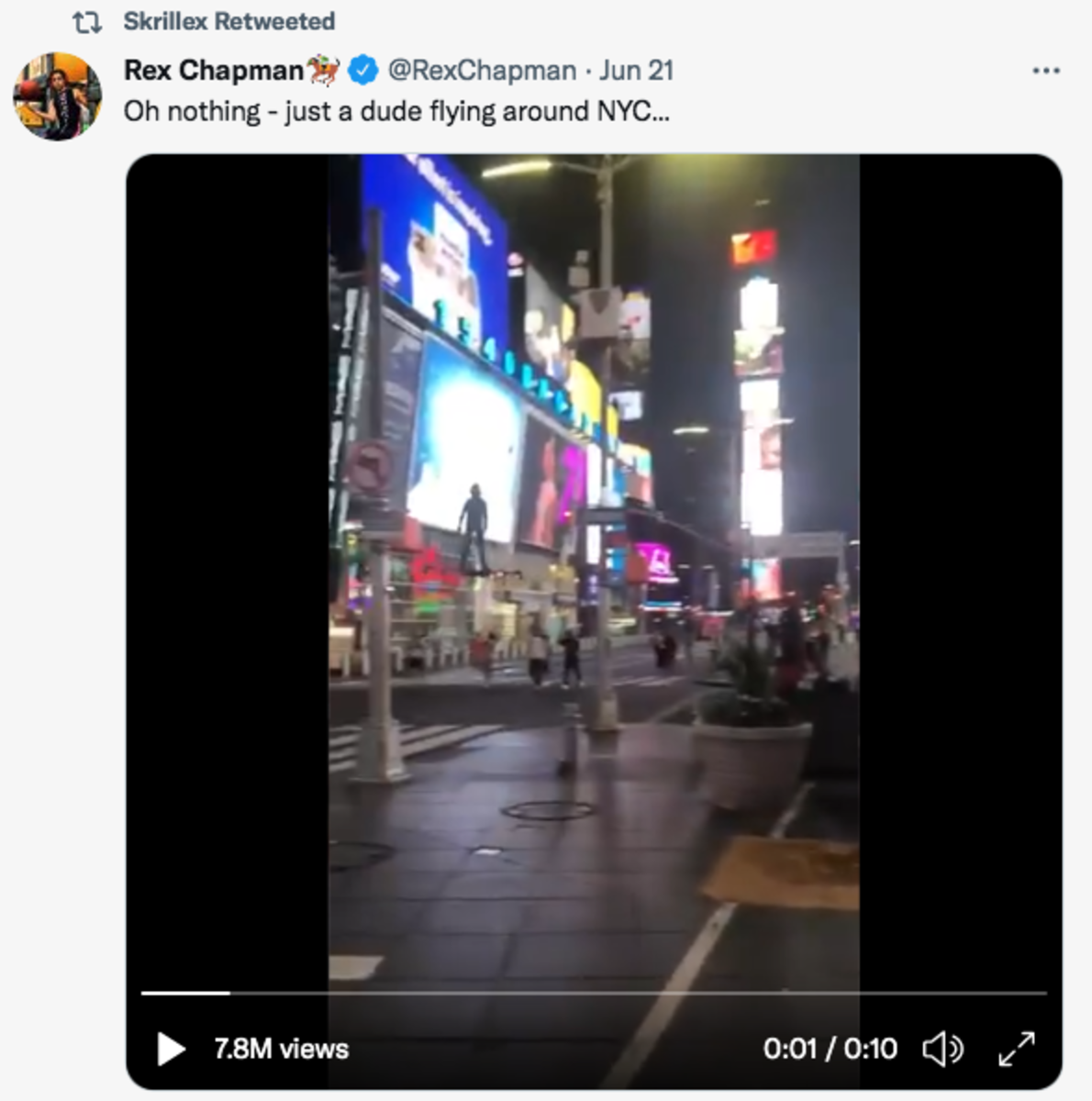 Skrillex retweeted a video of Hunter Kowald hoverboarding in Times Square. [Screenshot by EDM.com]