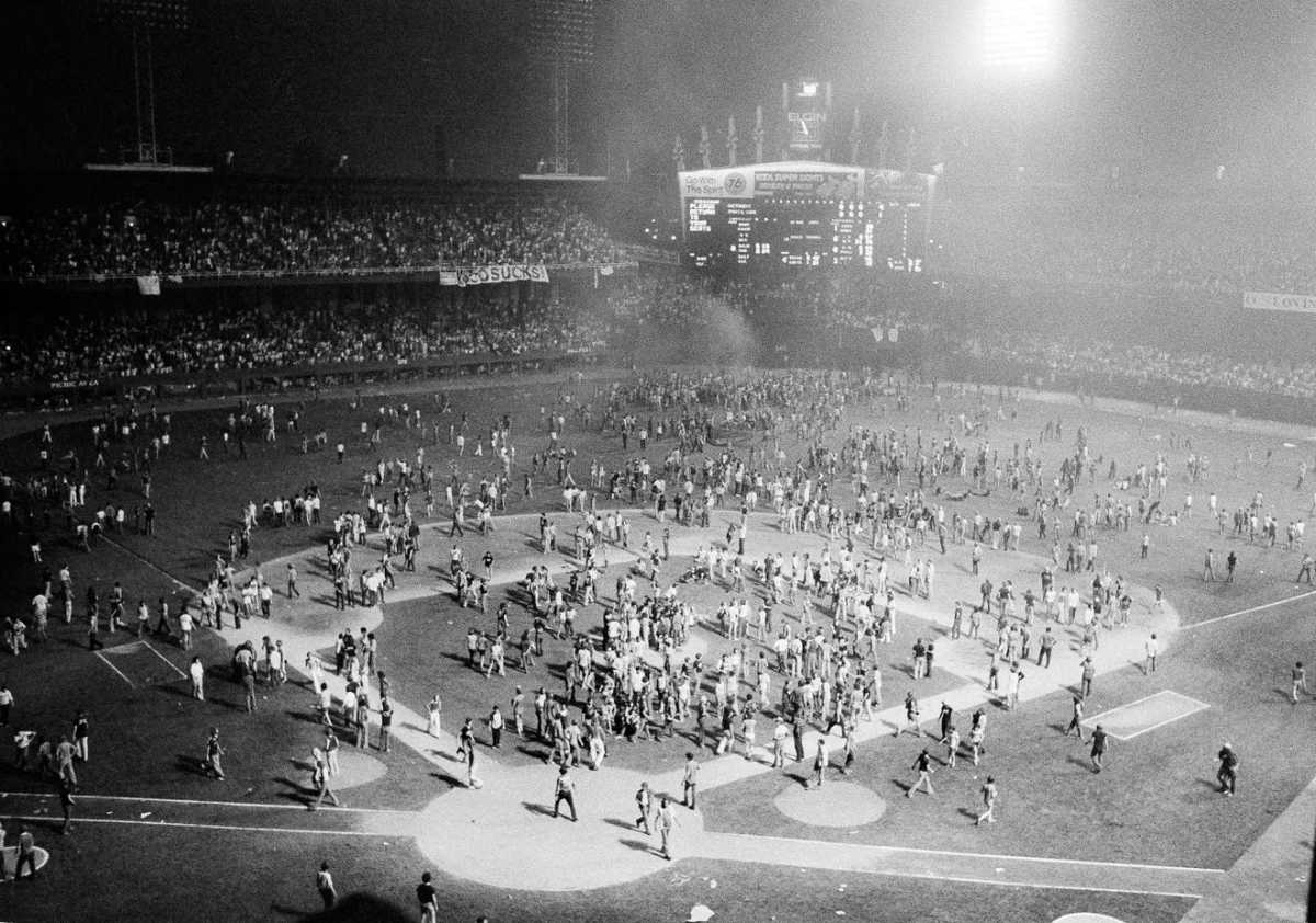 Over 5,000 fans stormed the field at Chicago's Comiskey Park on July 12th, 1979 in a riot following the burning and explosion of disco records.