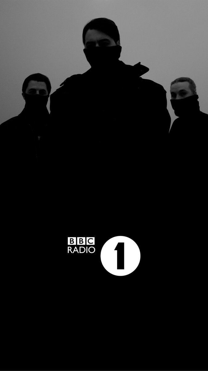 Swedish House Mafia dropped a 30-minute mix for BBC Radio 1's "Dance Weekend" takeover.