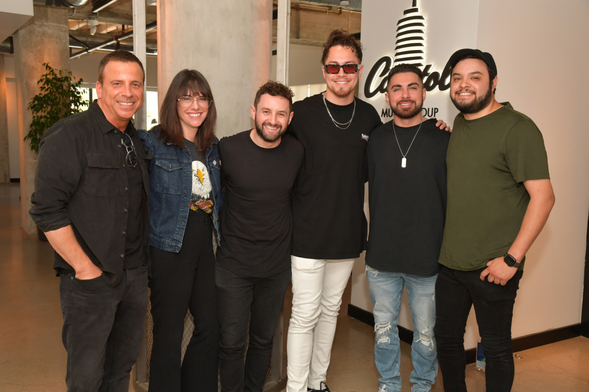 Pictured left to right: Ricardo Vinas (CEO/Founder, Thrive Music), Michelle Jubelirer (Chair & CEO, CMG), Jeremy Vuernick (President of A&R, CMG), ACRAZE, Alex Akleh (Syndicate Management), Carlos Alcala (General Manager/VP of A&R, Thrive Music)