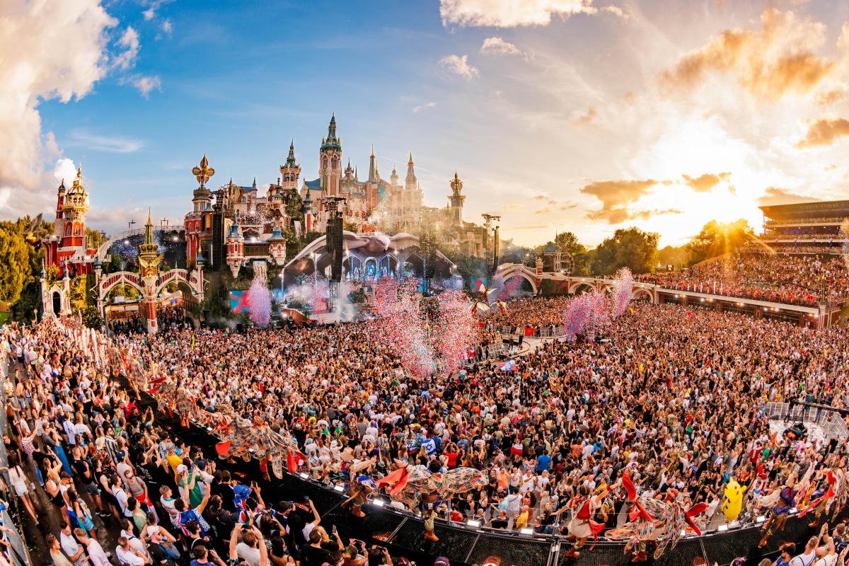 Immerse Yourself in Tomorrowland's Astonishing 2023 Mainstage in